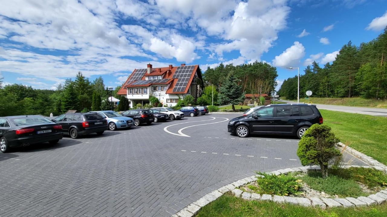 Zajazd Gniewko Mala Karczma Exterior photo